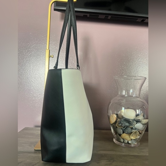 DKNY Farrah Tote - Black/White - Picture 4 of 9